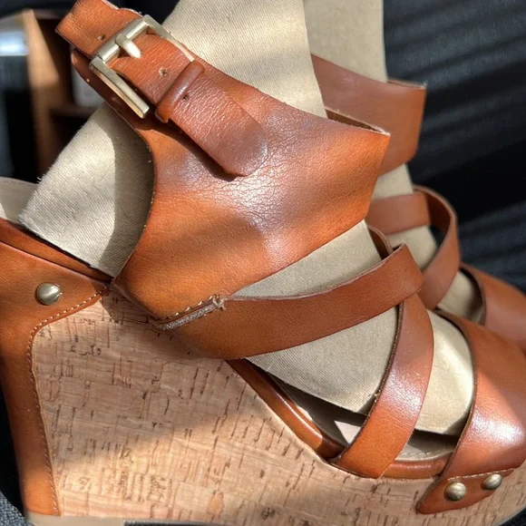 Guess Brown Cork Wedge Sandals size 8 - Picture 2 of 12
